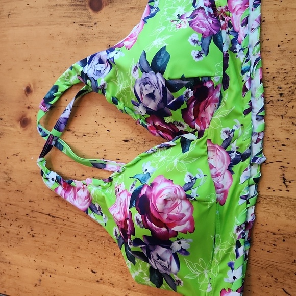 TORRID Neon Green, Floral Bikini Set, Size 4 - Picture 7 of 16